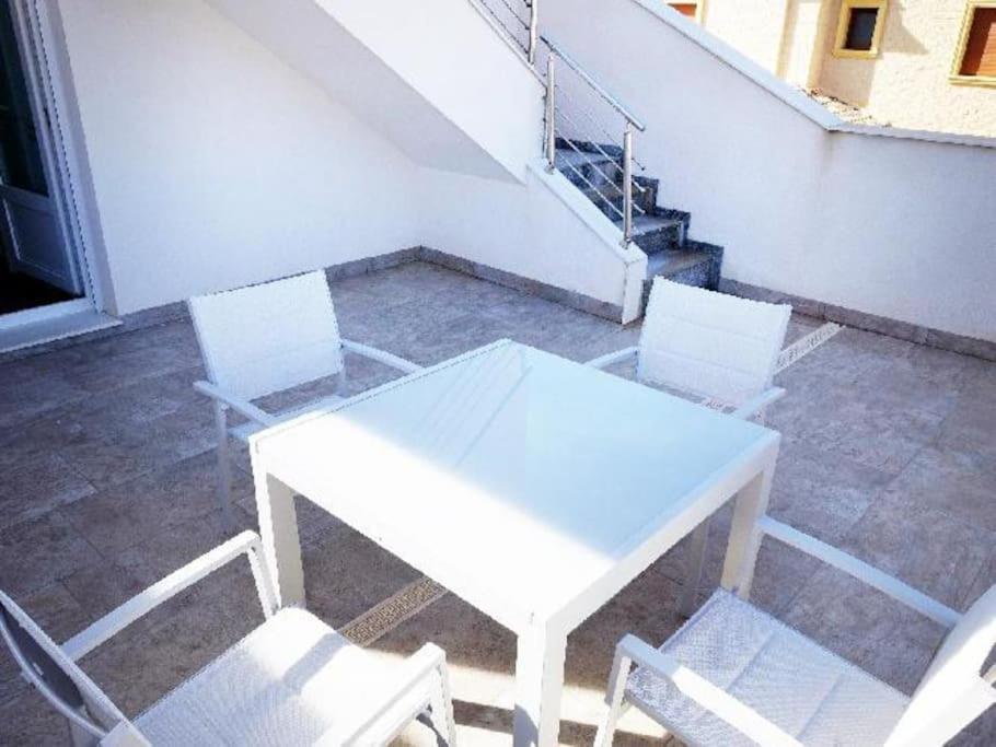Villa Domicil De Luxe Torrevieja Exterior foto