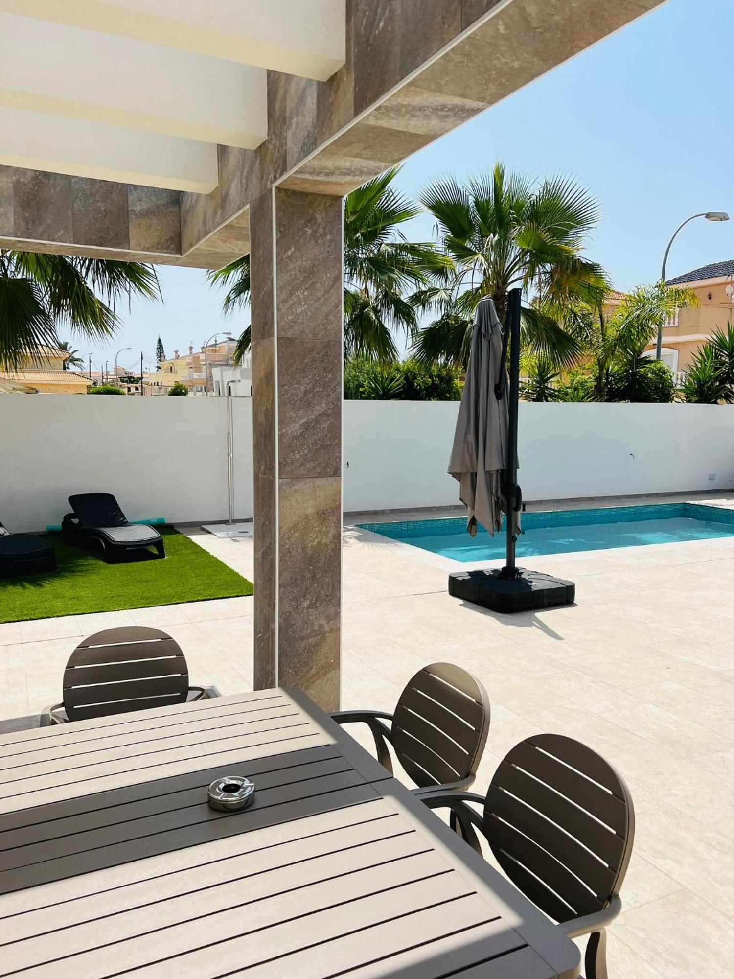 Villa Domicil De Luxe Torrevieja Exterior foto